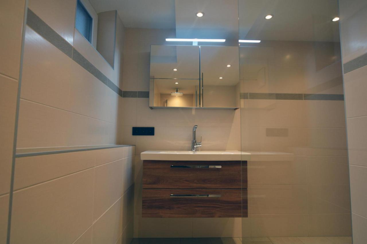 Gaestehaus Lina Apartment เทียร์ซี ภายนอก รูปภาพ