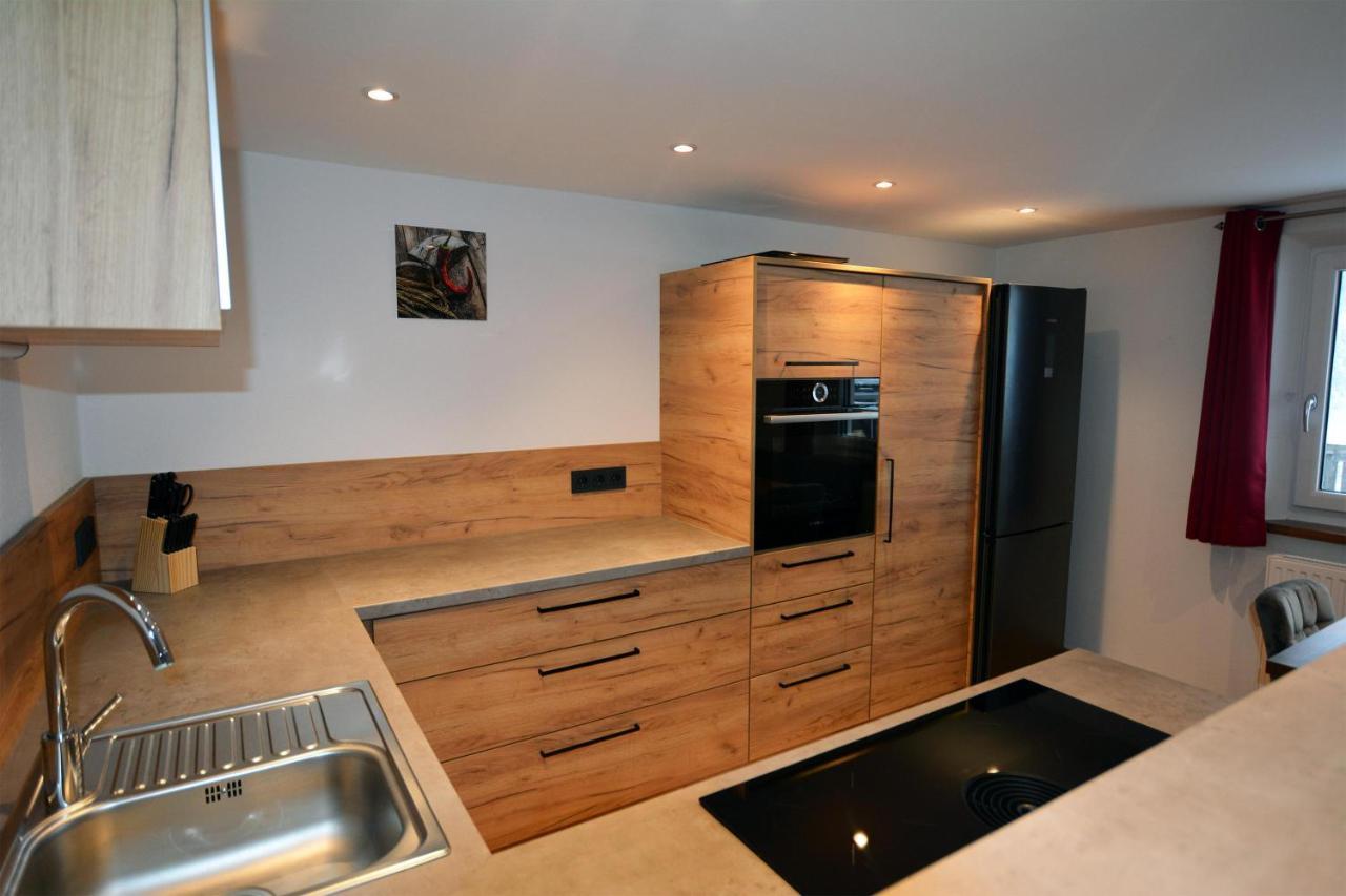 Gaestehaus Lina Apartment เทียร์ซี ภายนอก รูปภาพ